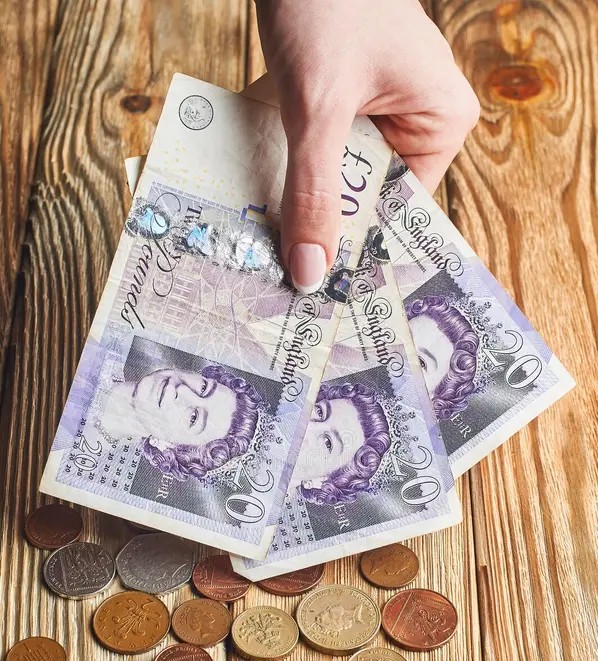 The Gender Pay Gap in the Legal Profession: Why Female Lawyers Still Earn Less